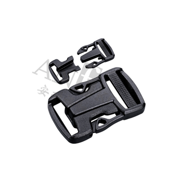 适用于多宽度背包织带的可调节 POM 带扣