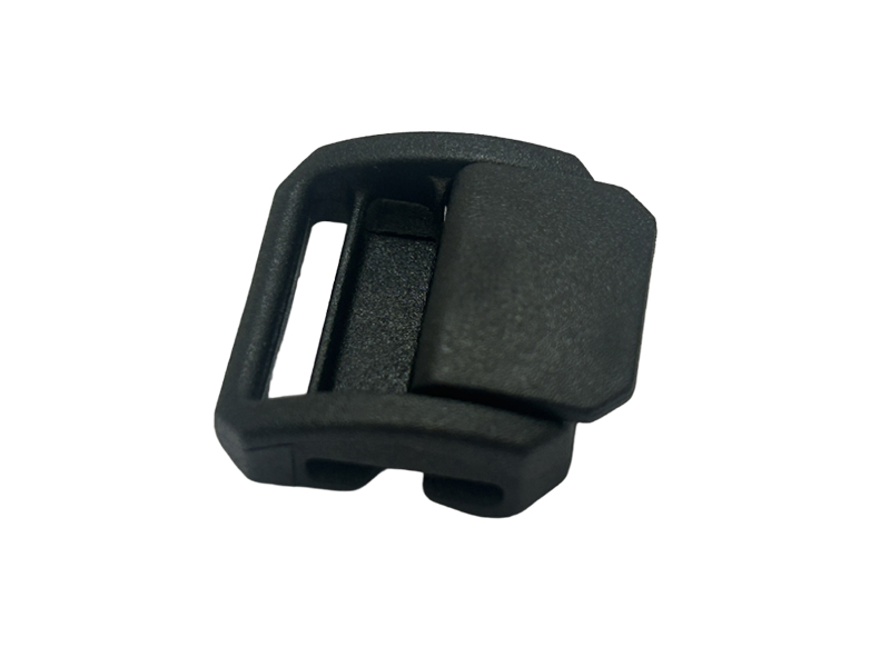 耐用的 16 毫米 POM 压扣，用于可调节肩带