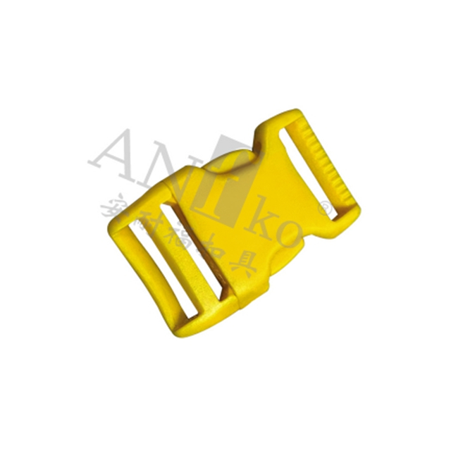 适用于日常装备的耐用 POM 带扣